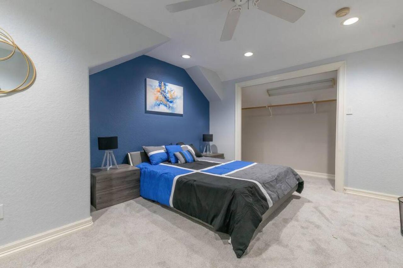 Huge 6 Bedroom With Pool, Spa, 85 Inch Tv, Game Room Houston Exterior foto